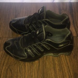 Men’s Nike shox